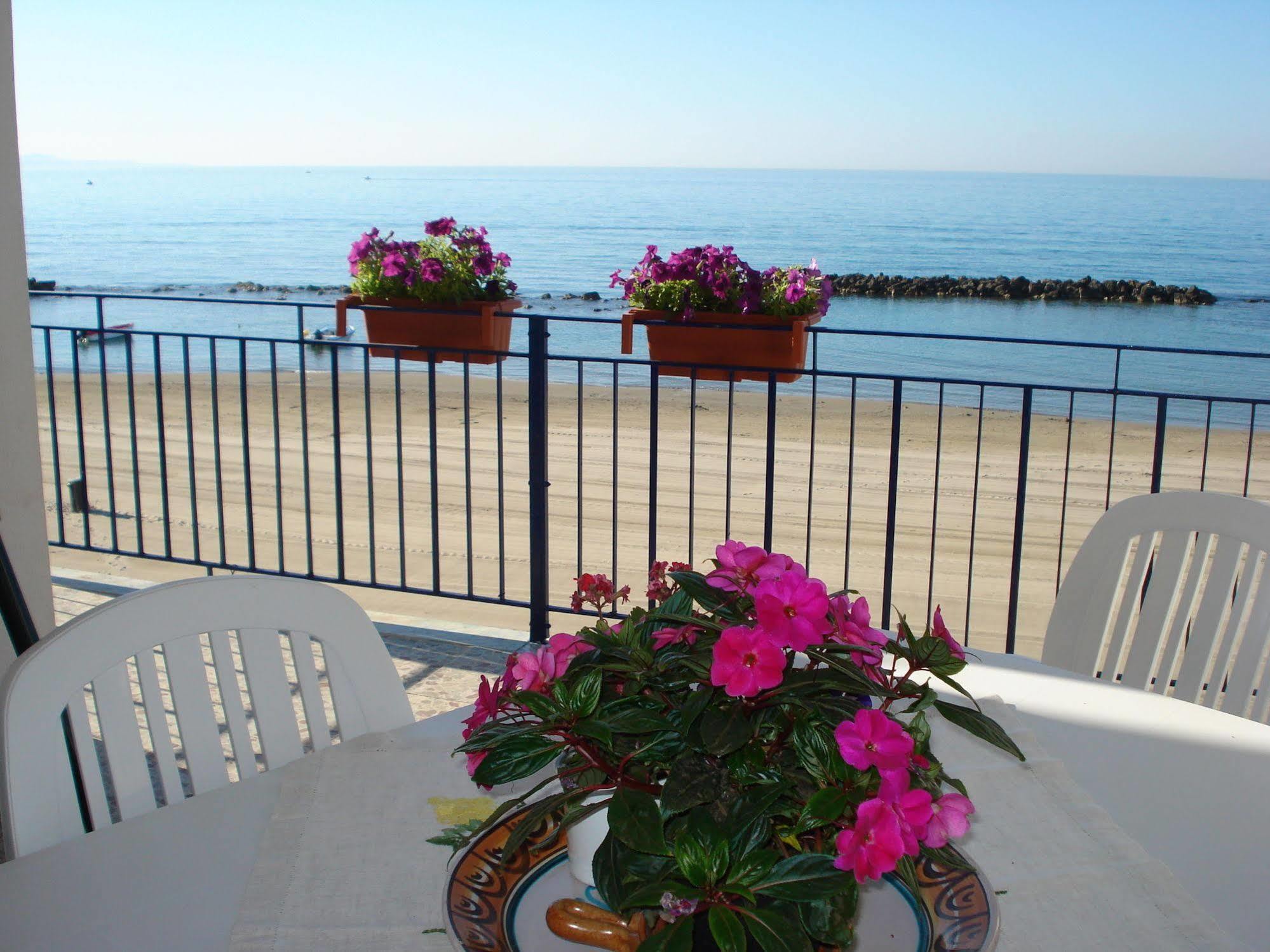 Case La Spiaggia Sciacca Extérieur photo